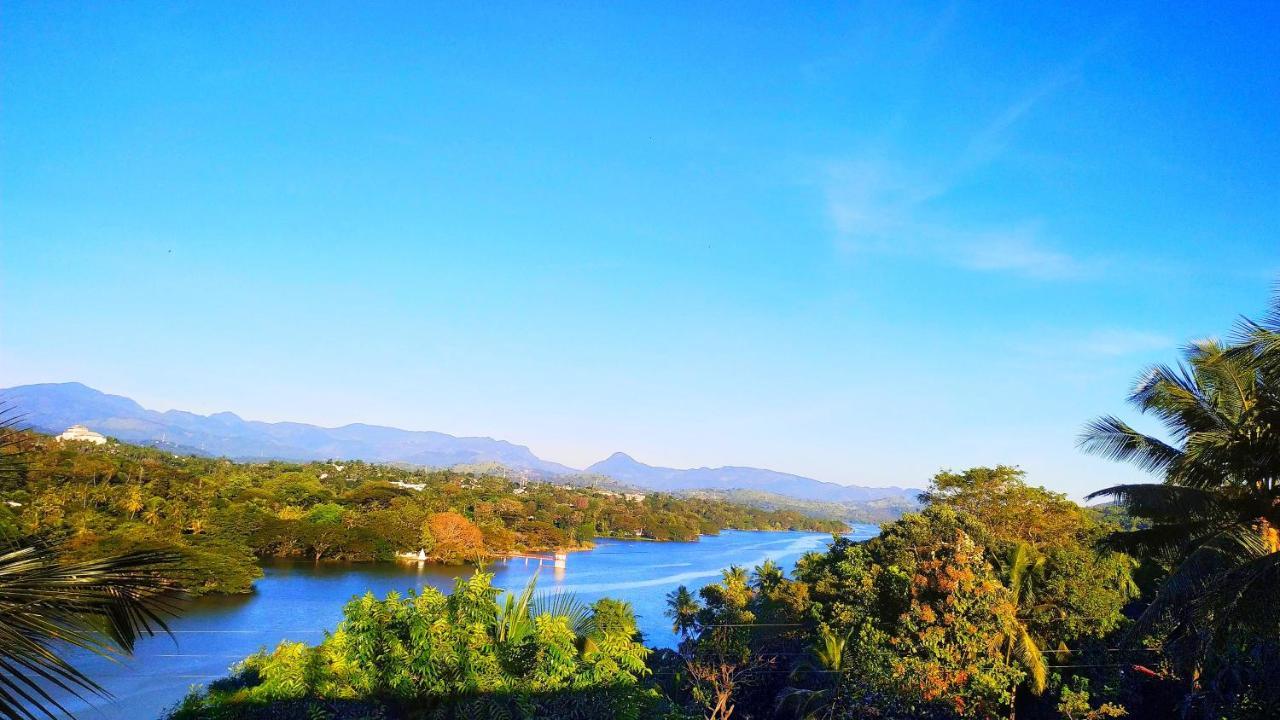 Mahaweli View Inn Канди Екстериор снимка