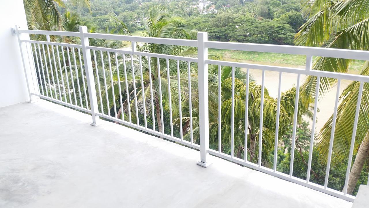 Mahaweli View Inn Канди Екстериор снимка